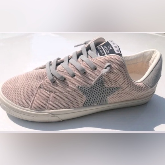 Vintage Havana Shoes - EUC Vintage Havana Fly Pink and Grey Striped Star Sneakers - Size 10
